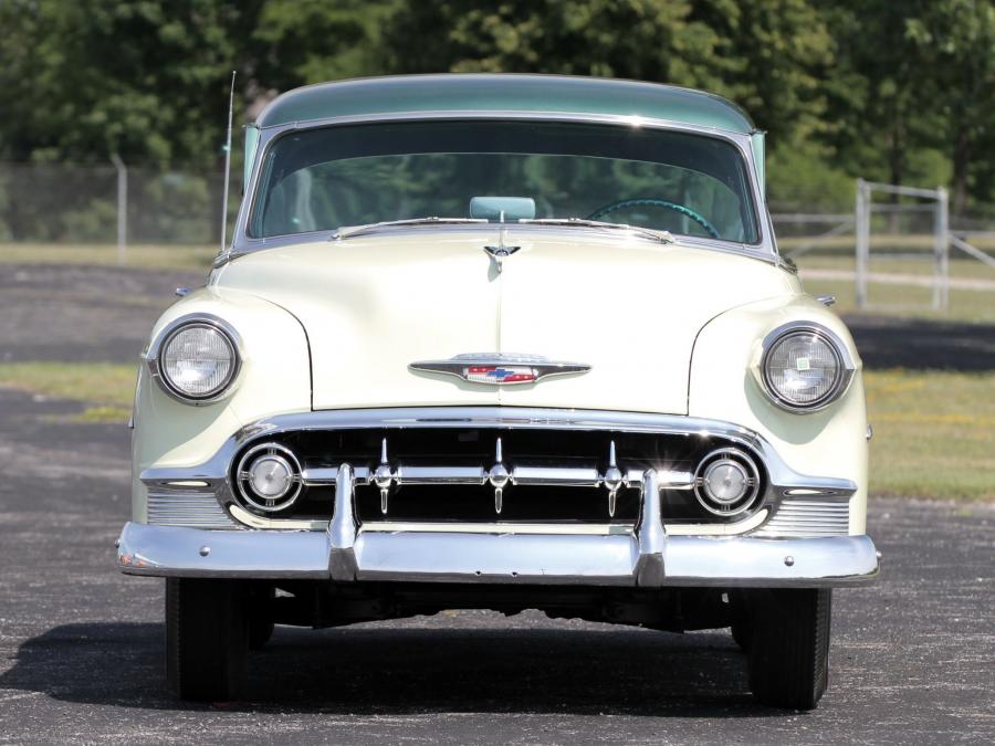  Chevrolet DeLuxe 210 Sport Coupe 1953 года  (фото 9 из 11)